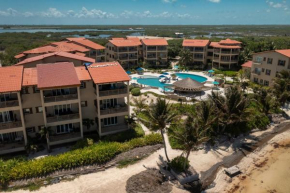 Residences at Barrier Reef 1-2C Oceanfront 2 BR by Stay Floreo